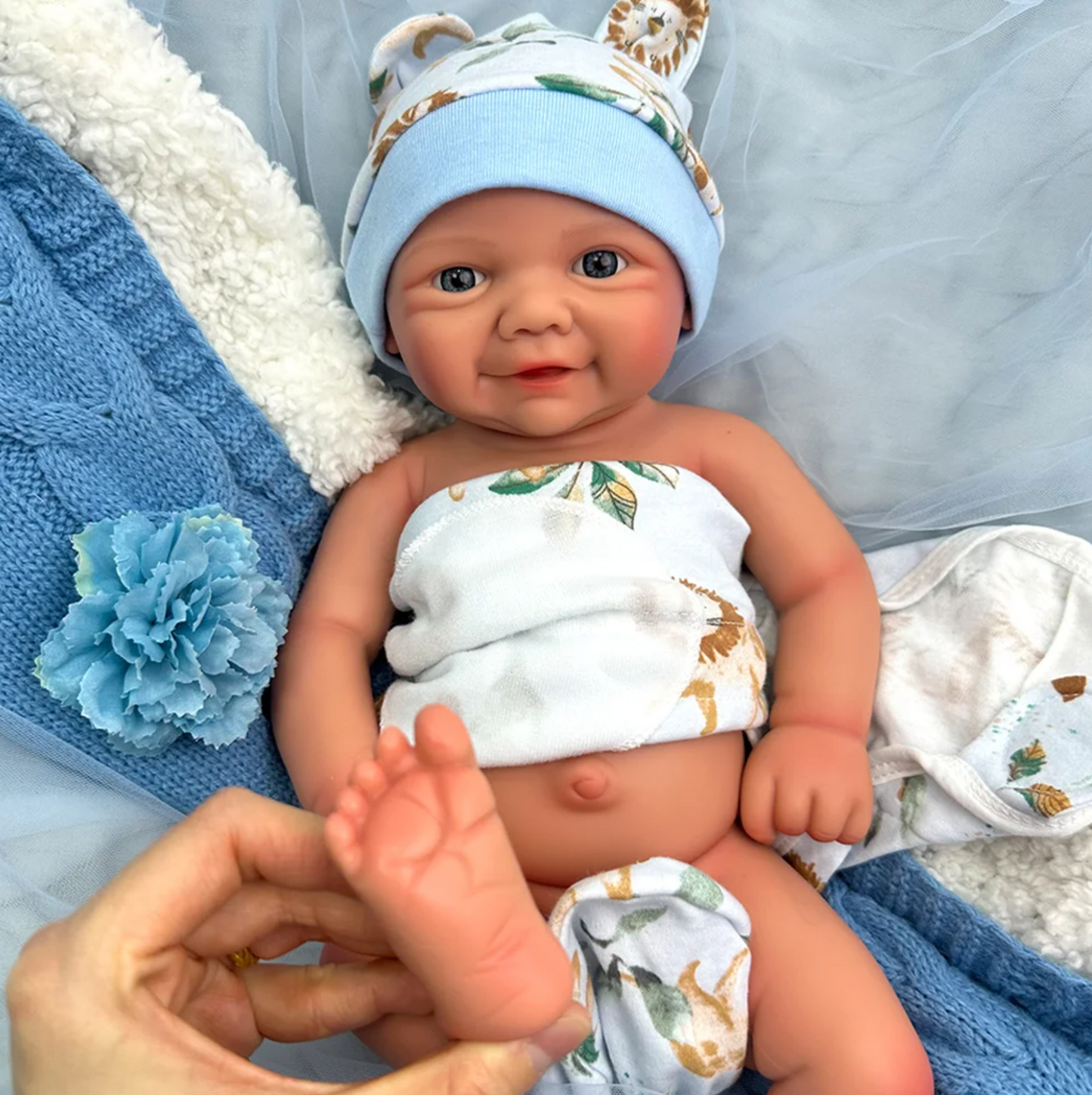 Charlie 17-Inch Full Silicone Baby Doll – Realistic Smiling Preemie Reborn Baby Boy or Girl